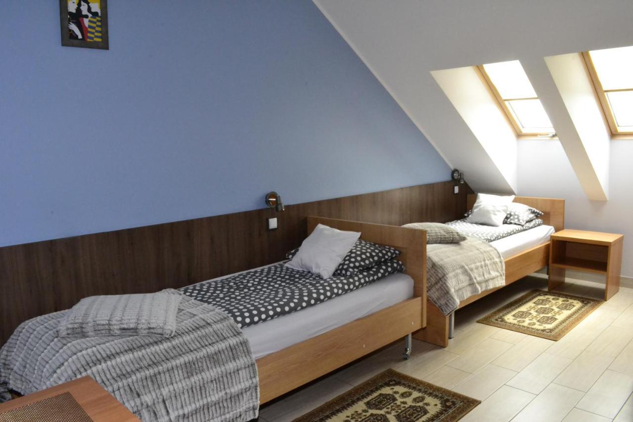 Comfort-24 Plus Słupca Exterior foto