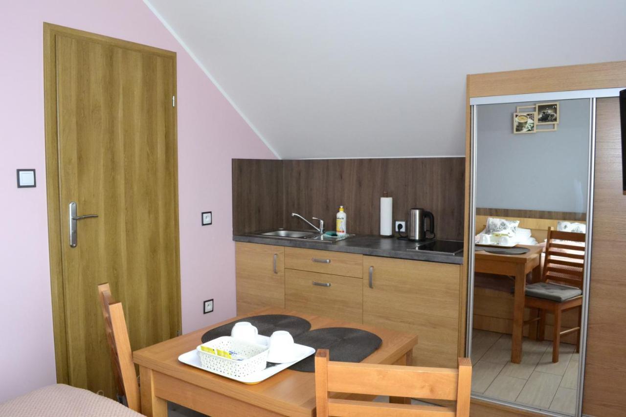 Comfort-24 Plus Słupca Exterior foto