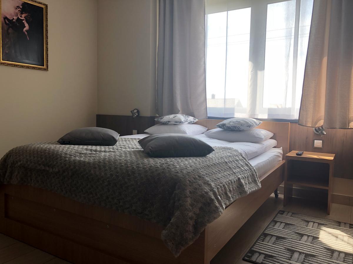 Comfort-24 Plus Słupca Exterior foto